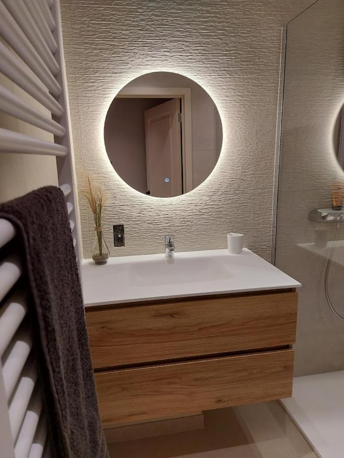 אוסטנדה Appartement Met Zeezicht En Verwarmd Zwembad מראה חיצוני תמונה